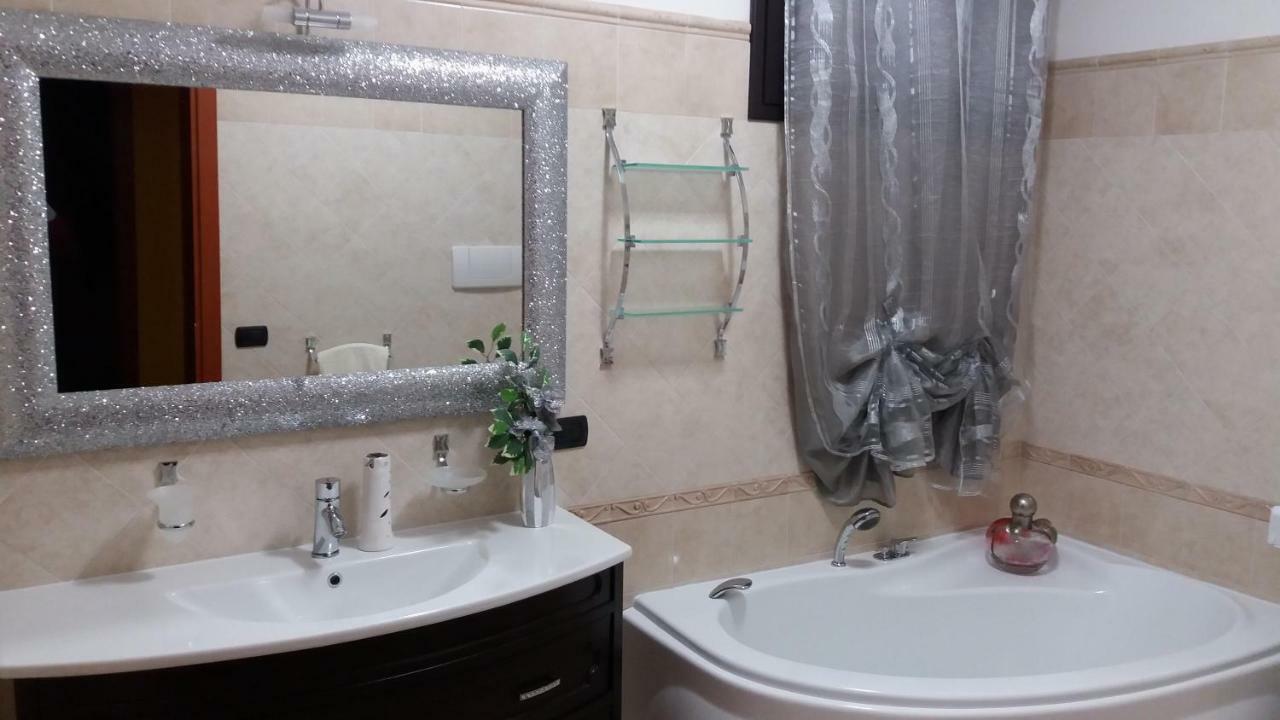 B&B Lady Jolanda Porto Cesareo Bagian luar foto