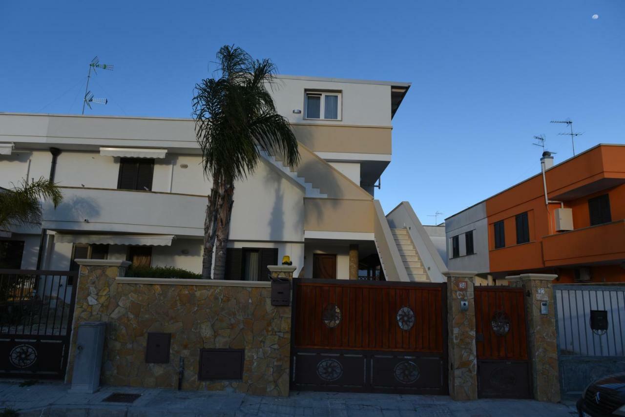 B&B Lady Jolanda Porto Cesareo Bagian luar foto