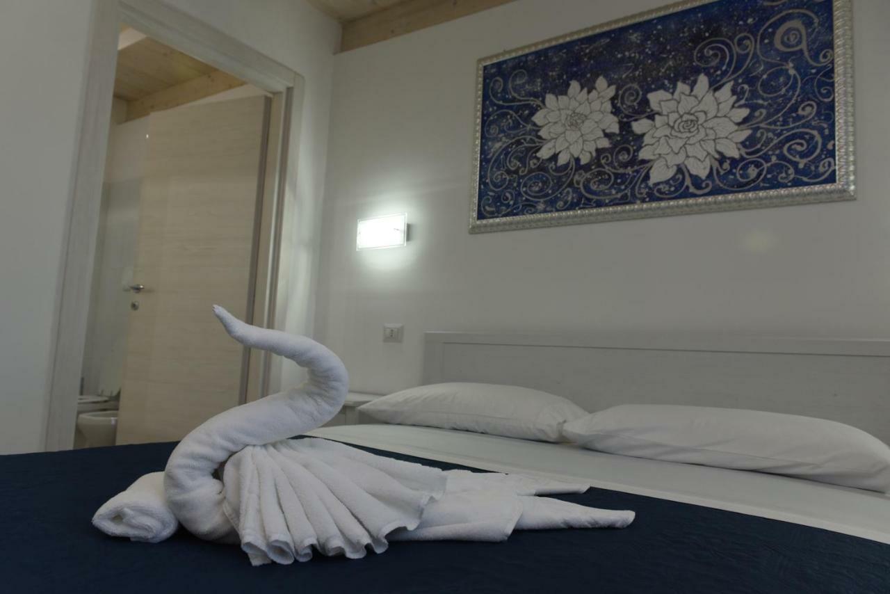 B&B Lady Jolanda Porto Cesareo Bagian luar foto