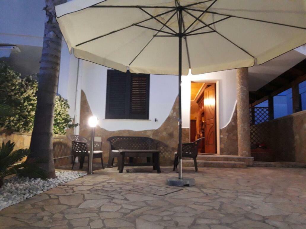 B&B Lady Jolanda Porto Cesareo Bagian luar foto