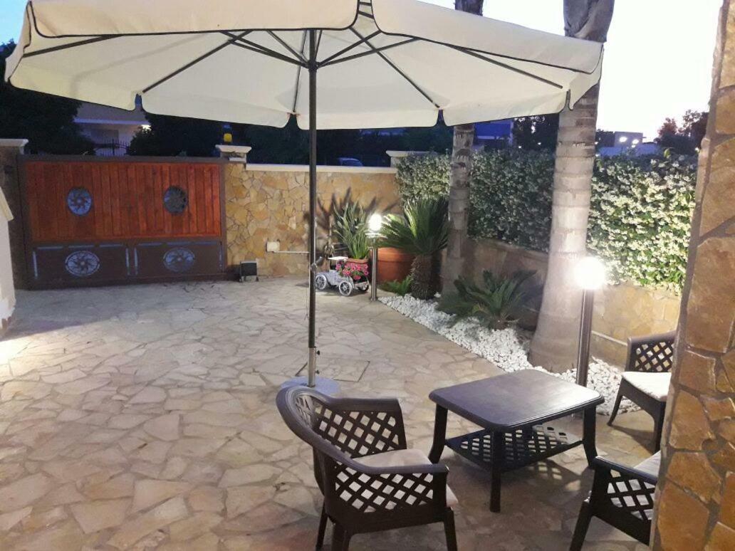 B&B Lady Jolanda Porto Cesareo Bagian luar foto