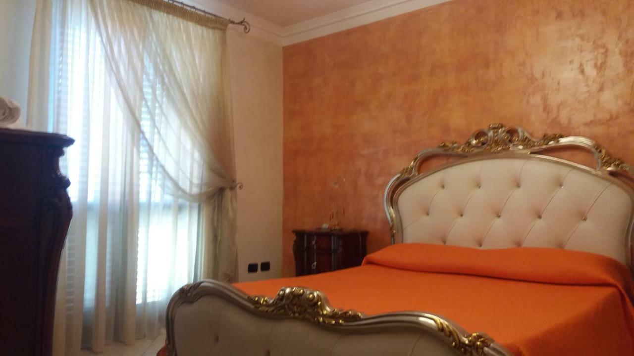 B&B Lady Jolanda Porto Cesareo Bagian luar foto