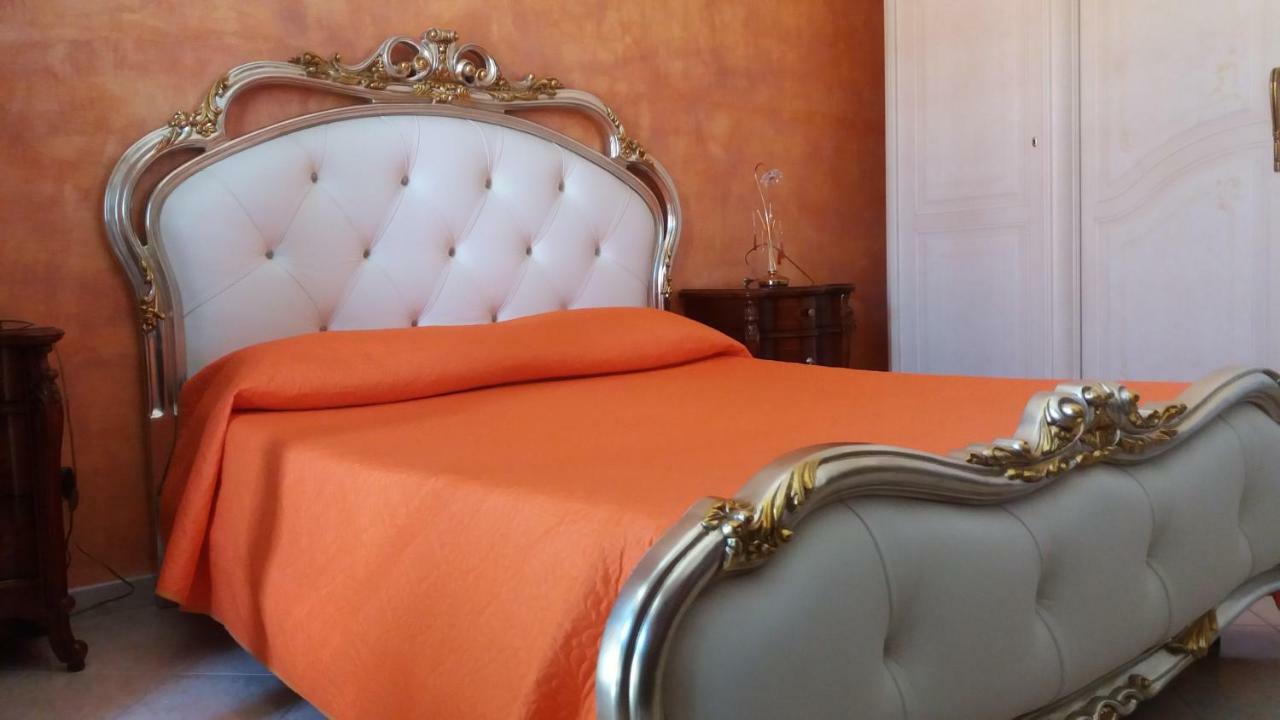 B&B Lady Jolanda Porto Cesareo Bagian luar foto